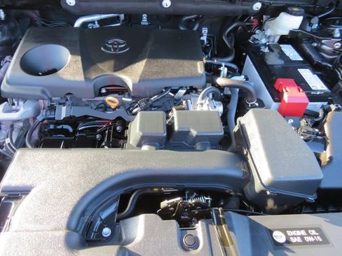 Certified 2023 Toyota RAV4 XLE Premium image 39