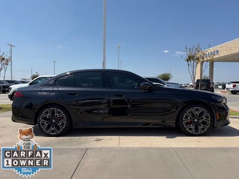 Used 2025 BMW 530i w/ M Sport Package RWD image 19