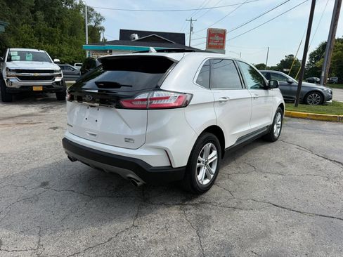 Used 2019 Ford Edge SEL w/ Cold Weather Package AWD/4WD image 5