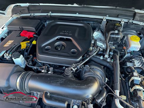 Used 2024 Jeep Wrangler Unlimited Sport image 9