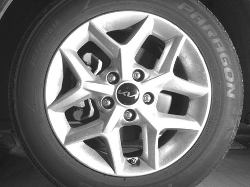 Used 2025 Kia Soul LX w/ LX Technology Package FWD image 17