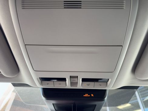 Used 2024 MAZDA CX-90 Plug-In Hybrid w/ Preferred image 22