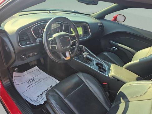 Used 2017 Dodge Challenger SXT Plus RWD image 13