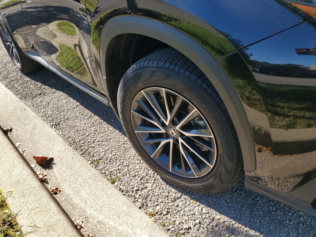 Used 2024 Lexus NX 350h AWD w/ Vision Package image 2