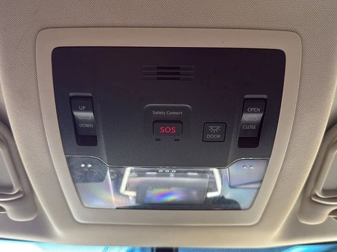 Used 2015 Lexus NX 200t AWD w/ Premium Package image 21