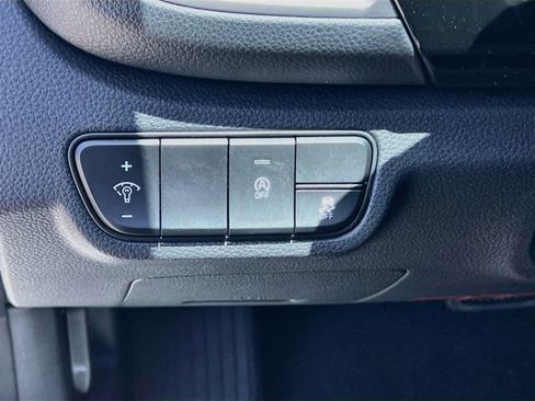 New 2026 Kia Seltos S FWD image 10