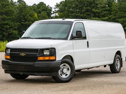 Used 2017 Chevrolet Express 3500 Extended