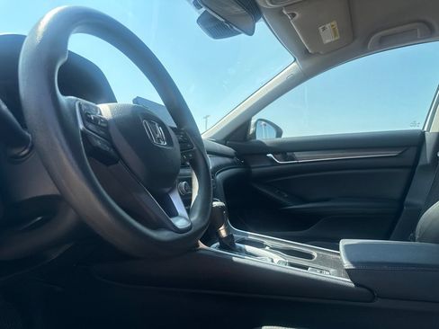 Used 2019 Honda Accord LX image 35