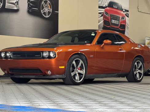 Used 2011 Dodge Challenger SRT8 w/ SRT Option Group II RWD image 8