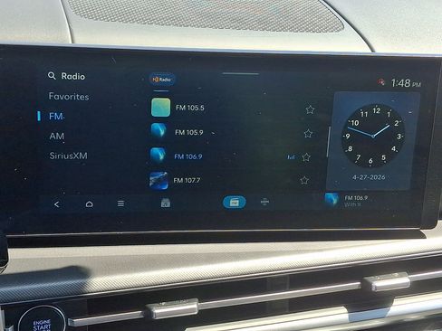 Used 2025 Hyundai Santa Fe SEL FWD image 16