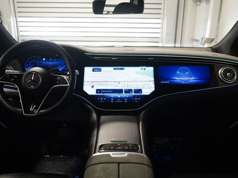 Certified 2023 Mercedes-Benz EQS 580 4MATIC SUV image 16