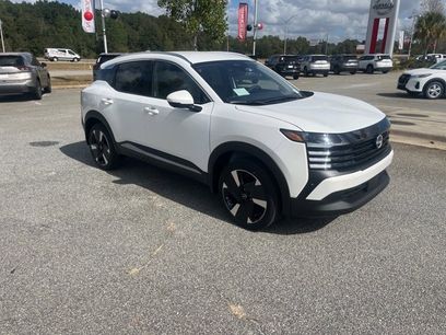 New 2025 Nissan Kicks SR