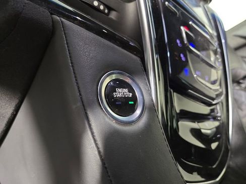 Used 2019 Cadillac Escalade Platinum image 23