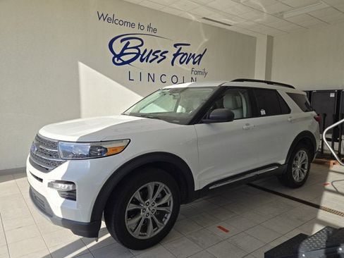 Used 2023 Ford Explorer XLT w/ Equipment Group 202A image 2