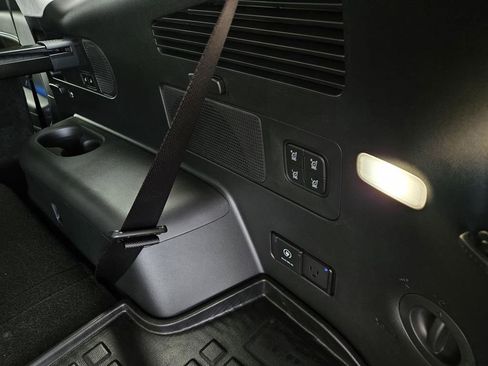 New 2026 Hyundai Ioniq 9 Calligraphy image 12