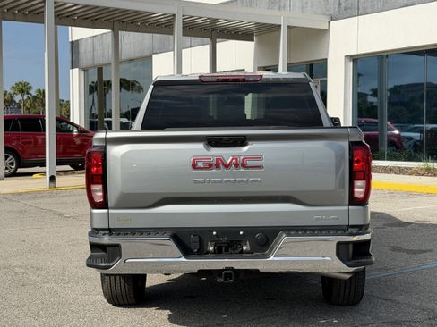 Used 2026 GMC Sierra 1500 SLE AWD/4WD image 6