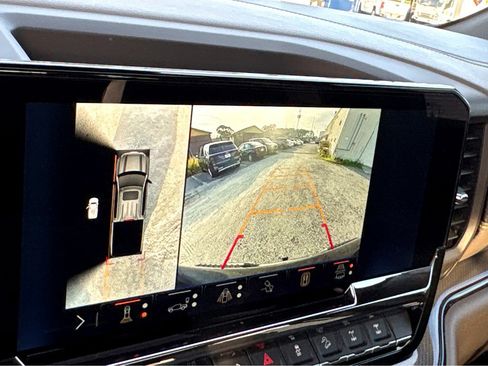 Certified 2025 Chevrolet Silverado 1500 ZR2 image 8