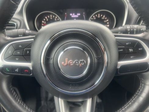 Used 2020 Jeep Compass Altitude image 17