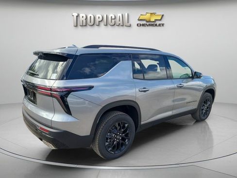 New 2026 Chevrolet Traverse LT w/ Midnight/Sport Edition image 2