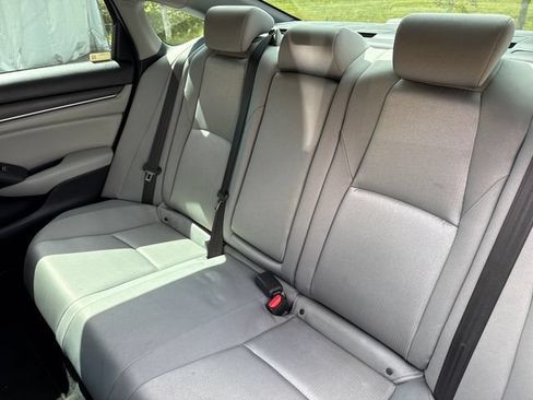 Used 2020 Honda Accord EX image 19