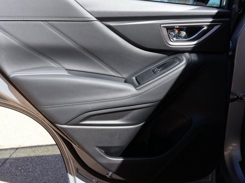 Used 2024 Subaru Forester Touring w/ Convenience Package image 18