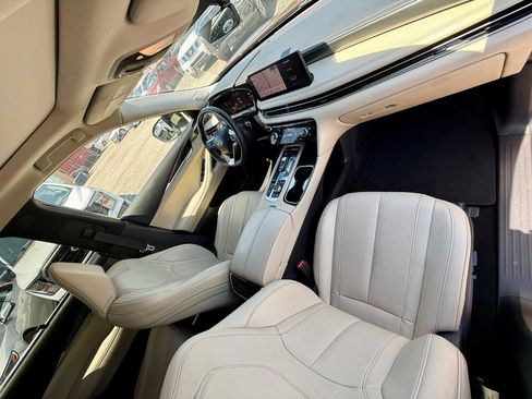 Used 2023 INFINITI QX60 Luxe w/ Performance Audio Package FWD image 30