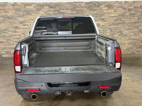 Used 2023 Honda Ridgeline RTL-E image 8
