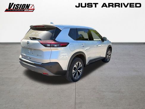 Used 2021 Nissan Rogue SV AWD/4WD image 5