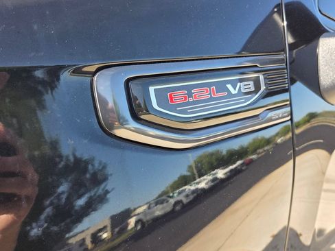 Used 2021 GMC Sierra 1500 AT4 w/ AT4 Premium Package AWD/4WD image 19