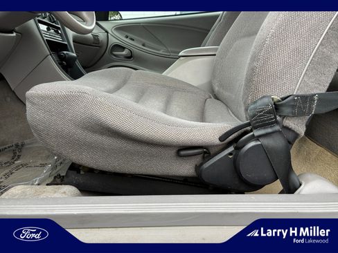 Used 1998 Ford Mustang Convertible RWD image 14