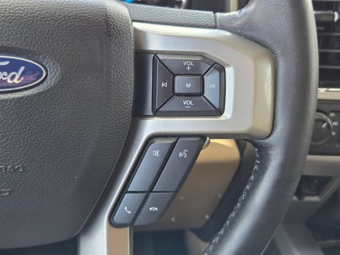 Used 2019 Ford F250 Lariat w/ Lariat Ultimate Package AWD/4WD image 13