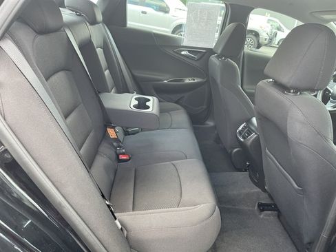 Used 2023 Chevrolet Malibu LT FWD image 35