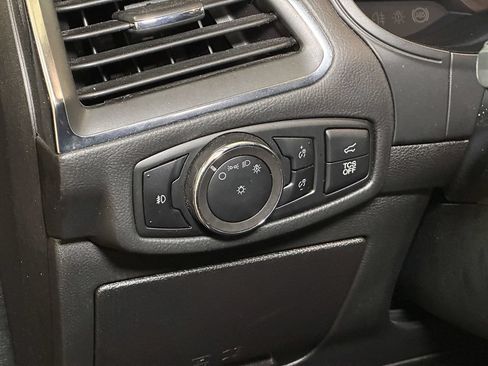 Certified 2024 Ford Edge Titanium AWD/4WD image 24