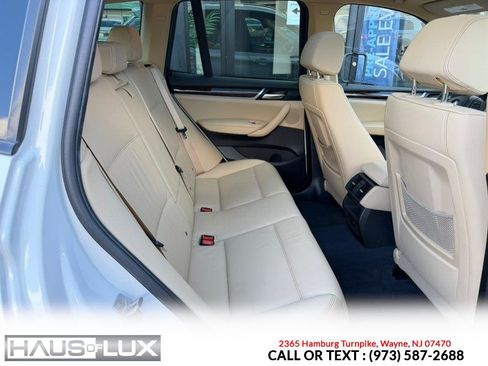 Used 2017 BMW X3 xDrive28i AWD/4WD image 23