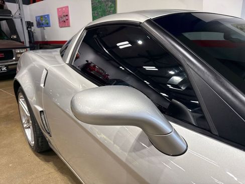 Used 2007 Chevrolet Corvette Z06 w/ Preferred Equipment Group RWD image 54