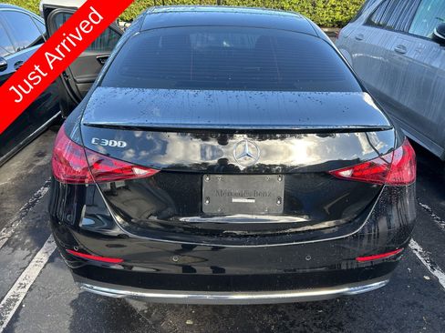 Used 2023 Mercedes-Benz C 300 Sedan image 5