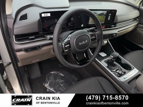 New 2026 Kia Carnival EX FWD image 10