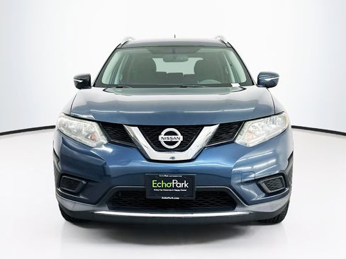 Used 2015 Nissan Rogue SV w/ SV Family Package image 2