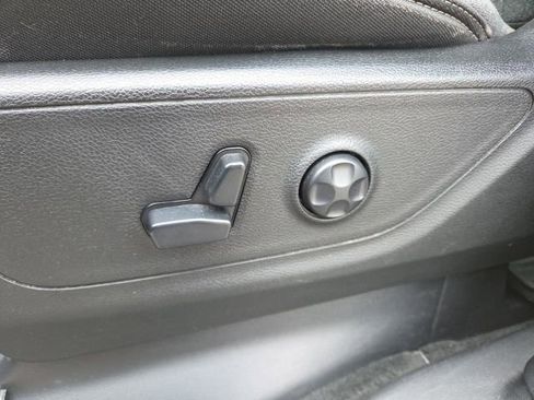 Used 2020 RAM 1500 Big Horn image 45