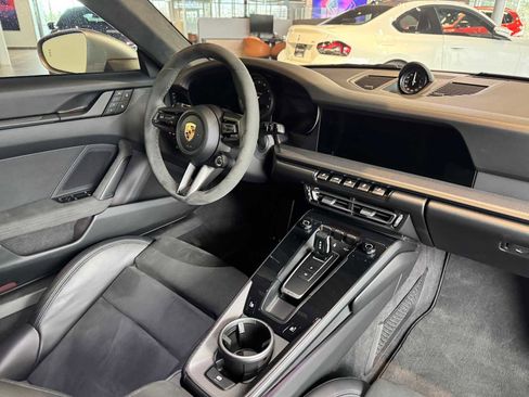 Used 2022 Porsche 911 Carrera 4 GTS image 11
