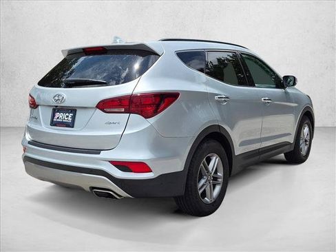 Used 2017 Hyundai Santa Fe Sport FWD image 5