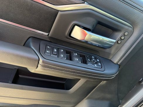 New 2027 RAM 2500 Laramie w/ Night Edition AWD/4WD image 6