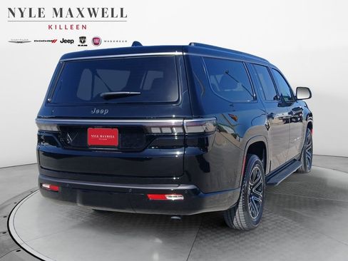 New 2026 Jeep Grand Wagoneer L 2WD image 16