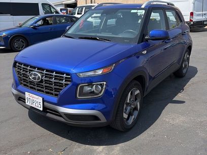 Used 2025 Hyundai Venue SEL