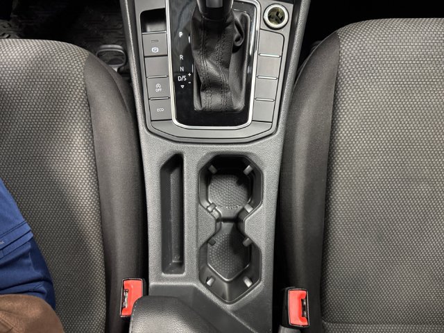 Used 2021 Volkswagen Jetta R-Line FWD image 14