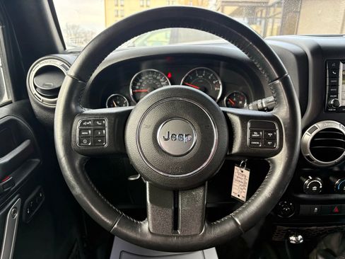 Used 2017 Jeep Wrangler Unlimited Sahara w/ Dual Top Group image 13