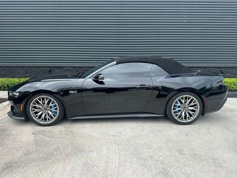 Used 2024 Ford Mustang GT Premium image 2