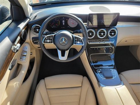 Used 2021 Mercedes-Benz GLC 300 image 12