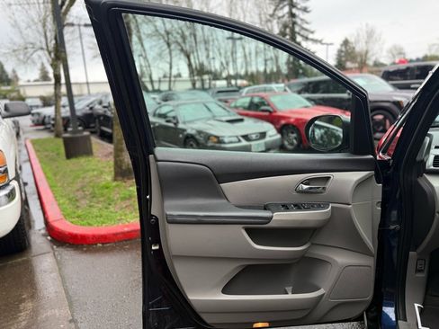 Used 2015 Honda Odyssey EX-L image 25