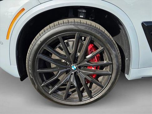 New 2026 BMW X5 M60i w/ Climate Comfort Package image 10